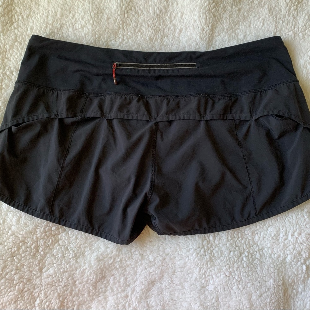 Lululemon black shorts